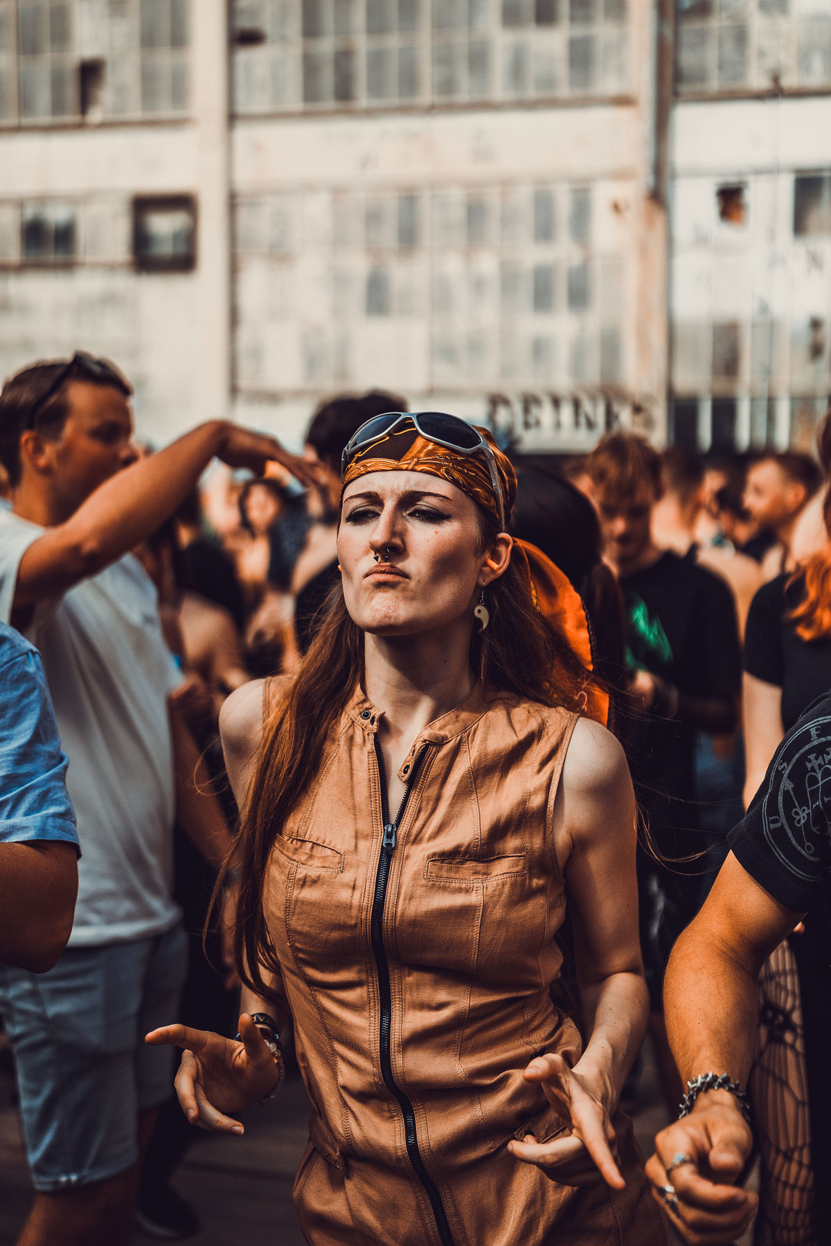 Loading... just a sec